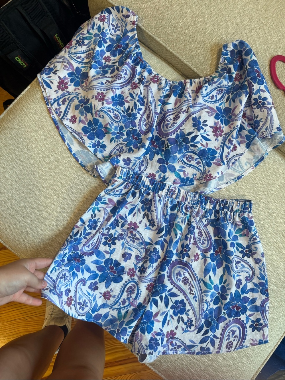 Blue & White Paisley Two-Piece Off-Shoulder Top + Shorts Set top s bottom xs - Picture 2 of 4